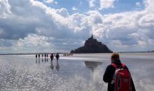 Crossing the bay, visiting Mont Saint Michel